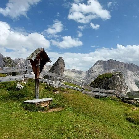 Cedepuent De Sot Apartment Selva di Val Gardena Bagian luar foto