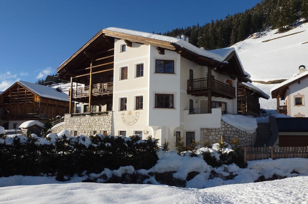 Cedepuent De Sot Apartment Selva di Val Gardena Ruang foto