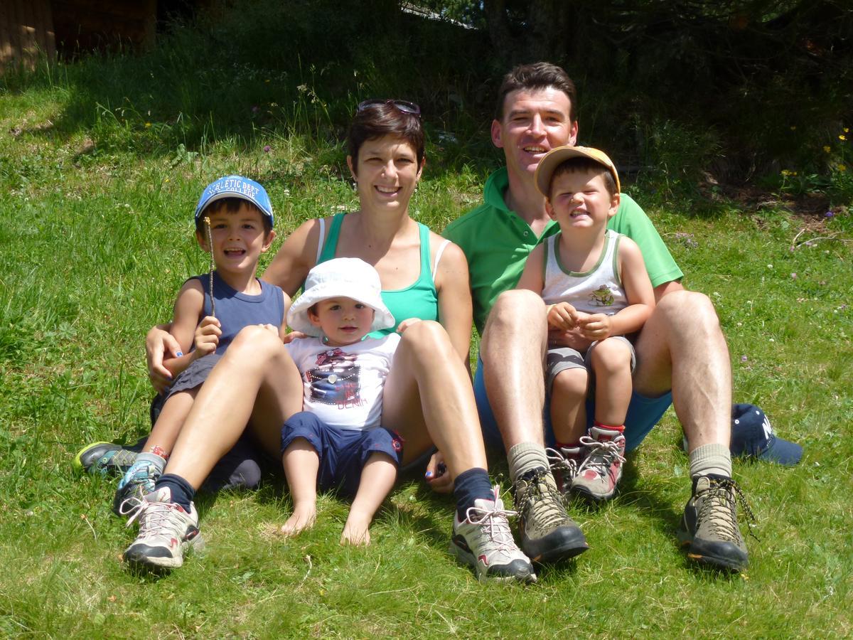 Cedepuent De Sot Apartment Selva di Val Gardena Bagian luar foto